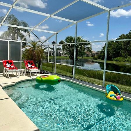 Private Pool With A Beautiful View Overlooking The Lake! Near Disney - Universal キシミー エクステリア 写真