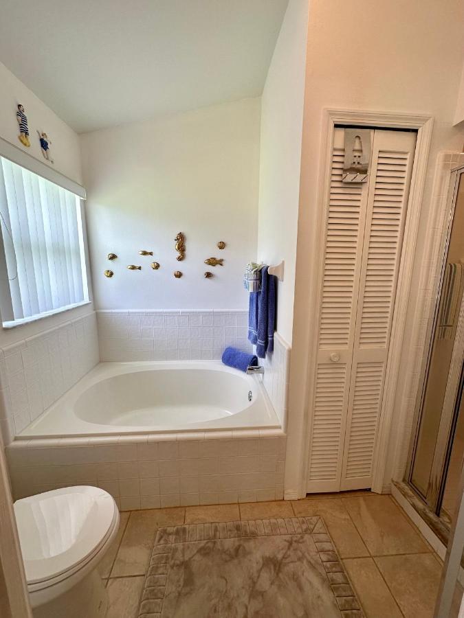 Private Pool With A Beautiful View Overlooking The Lake! Near Disney - Universal キシミー エクステリア 写真