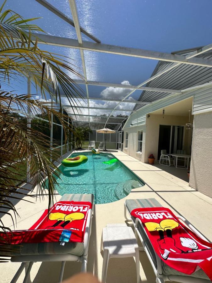 Private Pool With A Beautiful View Overlooking The Lake! Near Disney - Universal キシミー エクステリア 写真