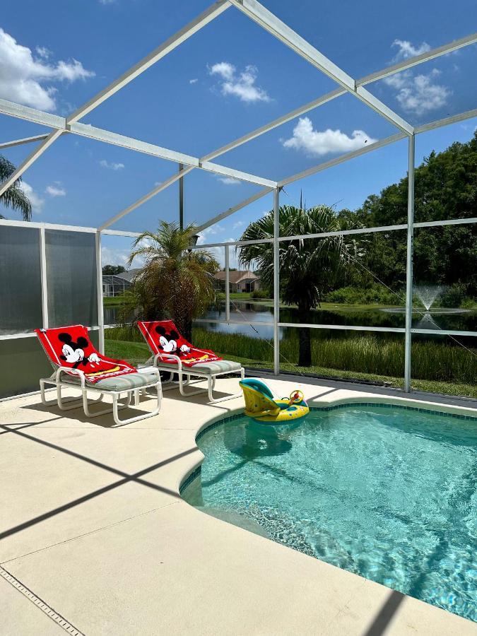Private Pool With A Beautiful View Overlooking The Lake! Near Disney - Universal キシミー エクステリア 写真